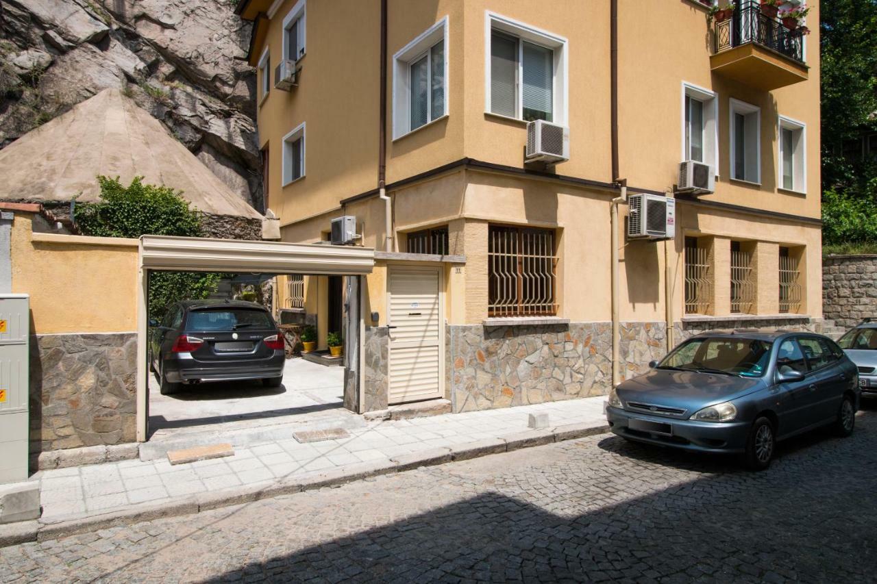The Rocky House - Central & Private 2Bdr By Flat Mаnager Plowdiw Exterior foto